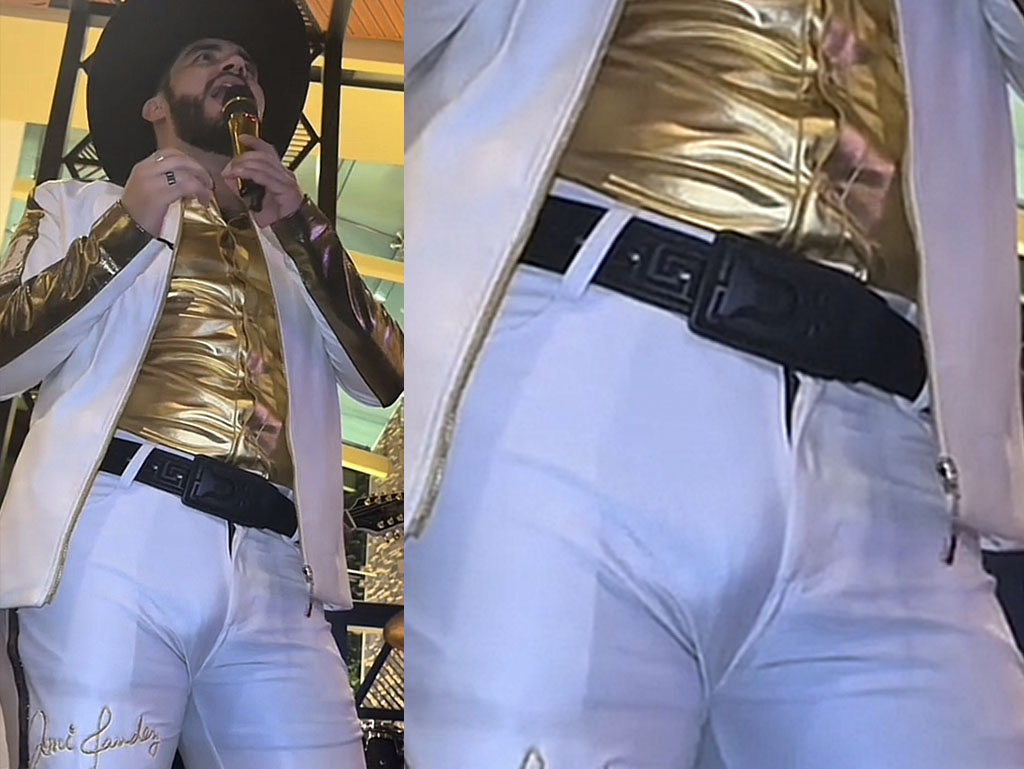 Viernes de talento emergente... #jonisandez 🍆 #bulto #bulge #jeansbulge #bulgeman #publicbulge