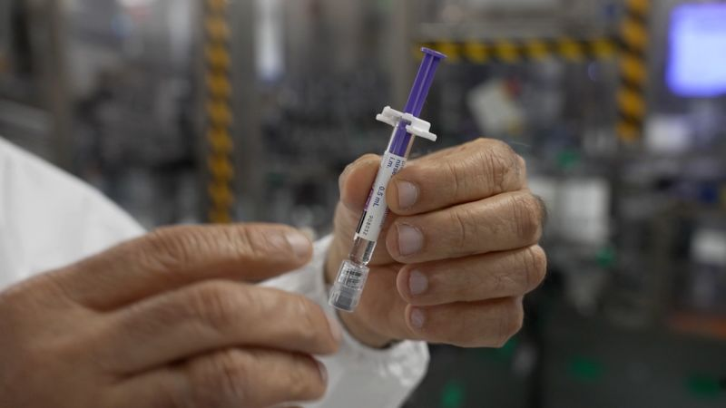 L'Observatoire du Positif (@feelgood2021) on Twitter photo Sanofi est l’une des rares entreprises à produire un vaccin qui peut aider à prévenir le virus respiratoire syncytial (VRS), qui est une maladie potentiellement grave et la cause la + fréquente d’hospitalisation des bébés
edition.cnn.com/2025/06/23/hea…
<a href="/SignauxFaibles/">Philippe Cahen</a> <a href="/Philoulyon/">Philippe Méresse</a> Sanofi est l’une des rares entreprises à produire un vaccin qui peut aider à prévenir le virus respiratoire syncytial (VRS), qui est une maladie potentiellement grave et la cause la + fréquente d’hospitalisation des bébés
edition.cnn.com/2025/06/23/hea…
<a href="/SignauxFaibles/">Philippe Cahen</a> <a href="/Philoulyon/">Philippe Méresse</a>