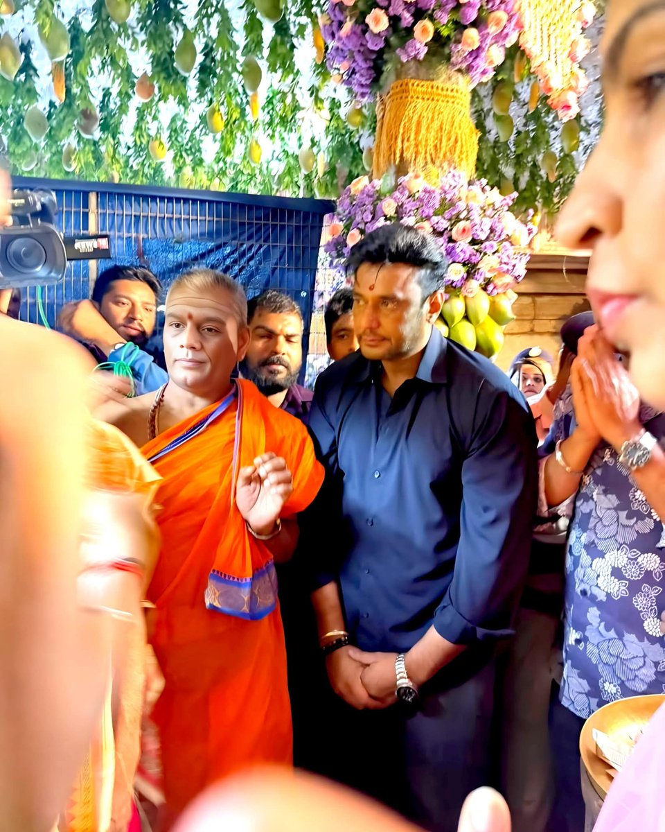 ಯಜಮಾನ್ರು 🙏❤️

#darshanthoogudeepasrinivas #exclusive #Darshan #viral #dboss