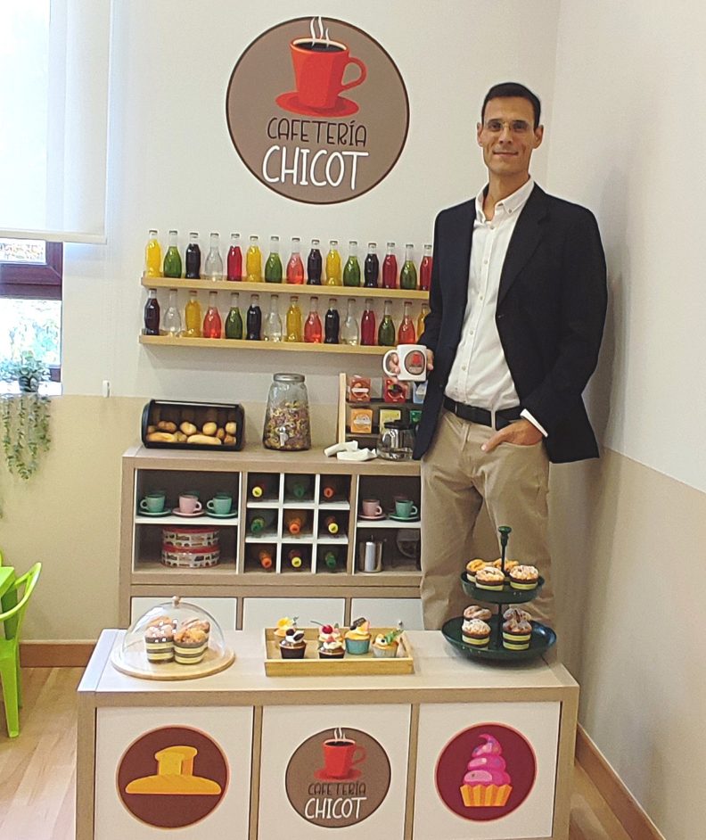 Marcos Chicot (@marcoschicot) on Twitter photo Un 10% de lo q obtengo con mis novelas lo destino a  Fundaciones, y uno de los proyectos es para los más chiquitines con síndrome de Down. Le han puesto mi nombre a una sala, pero el homenaje es para todos vosotros, que hacéis posibles estos  proyectos.
De todo corazón, GRACIAS Un 10% de lo q obtengo con mis novelas lo destino a  Fundaciones, y uno de los proyectos es para los más chiquitines con síndrome de Down. Le han puesto mi nombre a una sala, pero el homenaje es para todos vosotros, que hacéis posibles estos  proyectos.
De todo corazón, GRACIAS