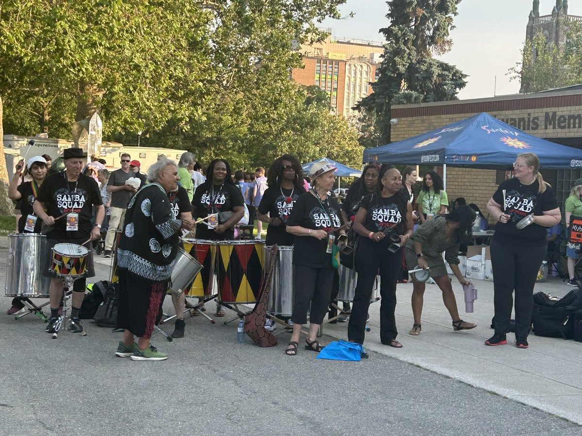 Lianne_Rood's tweet image. Sunfest is an incredible celebration of music, culture, and community! 🌎🎶
Events like this remind us of how celebrating the arts can bring people together.
Thank you to the organizers , volunteers, and all who make Sunfest such a vibrant part of our city!
#Sunfest2025…