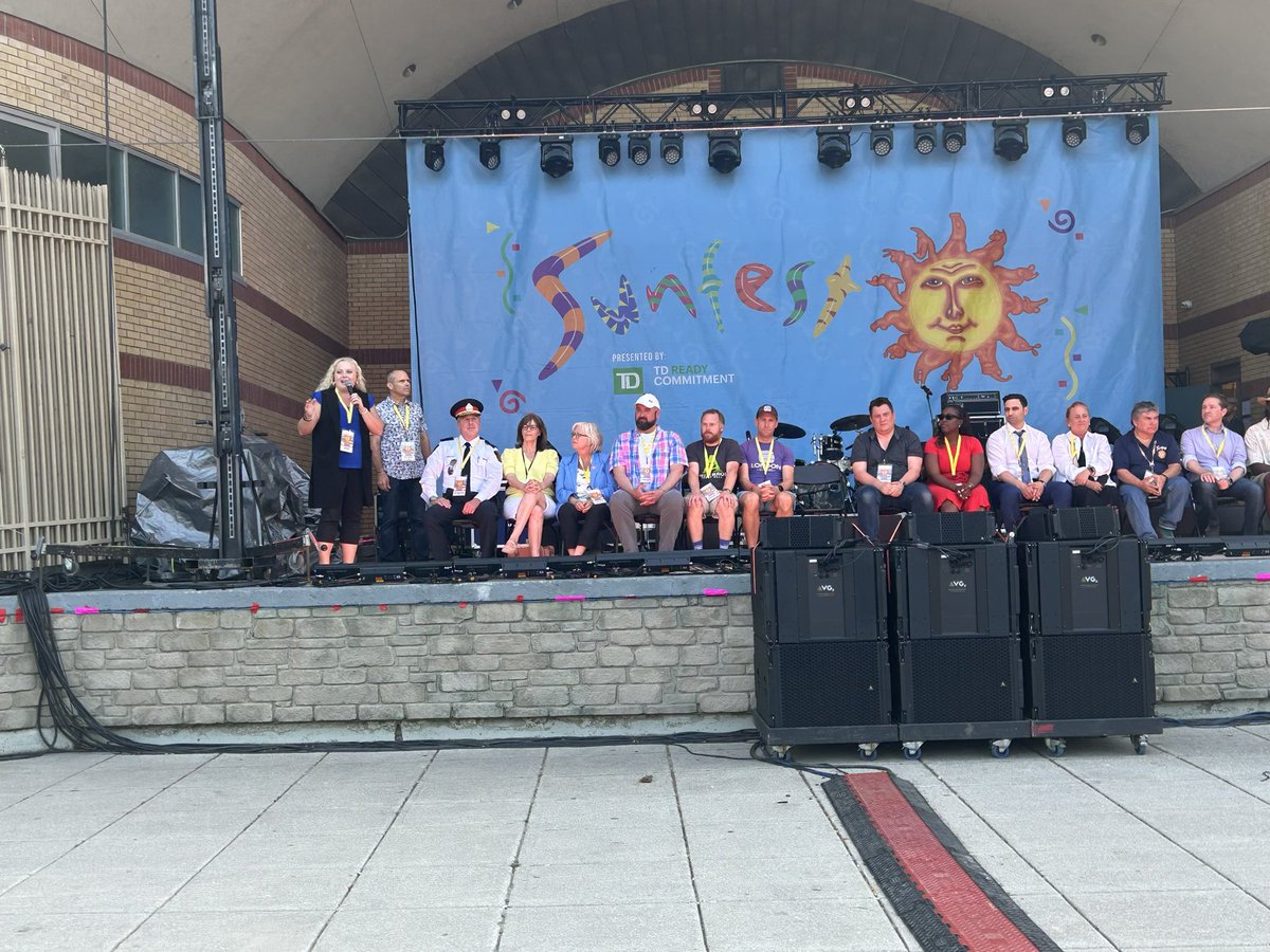 Lianne_Rood's tweet image. Sunfest is an incredible celebration of music, culture, and community! 🌎🎶
Events like this remind us of how celebrating the arts can bring people together.
Thank you to the organizers , volunteers, and all who make Sunfest such a vibrant part of our city!
#Sunfest2025…