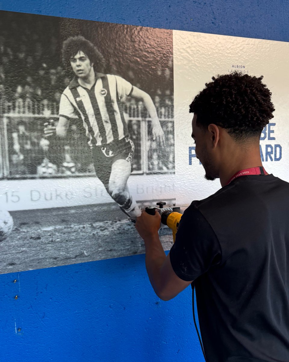 IIt’s been a busy week up at the Amex Stadium, installing 160 square metres of our design work for the local football team. The theme for this project is club legends, with five players, voted by the fans, featured on the walls of the Upper East Concourse.

#BHAFC 
<a href="/OfficialBHAFC/">Brighton & Hove Albion</a>