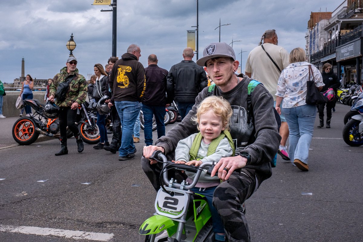 GonzoStreetPhotography tweet media