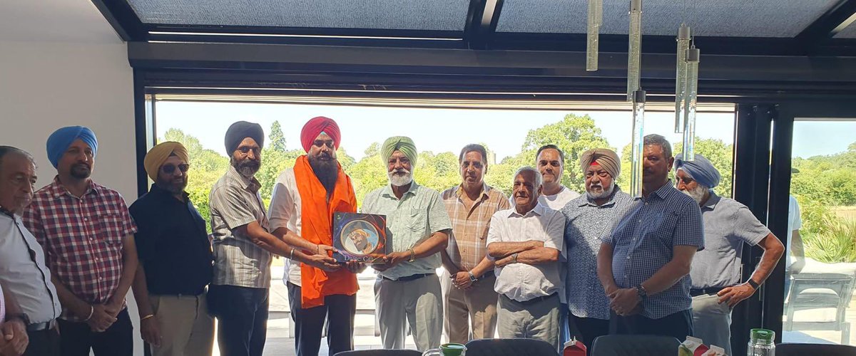 kang_malvinder's tweet image. ਇੰਗਲੈਂਡ ਦੀ ਫੇਰੀ ਦੌਰਾਨ ਨੌਰਥਹੈਂਪਟਨ(Northempton)ਲੈਸਟਰ(Leicestershire)ਬਰਮਿੰਘਮ (barmingham)ਅਤੇ ਬੈਡਕੌਡ (Bedford)ਵਿਖੇ ਲੋਕ ਸਭਾ ਹਲਕਾ ਸ੍ਰੀ ਅਨੰਦਪੁਰ ਸਾਹਿਬ ਦੀ ਸੰਗਤ ਨੂੰ ਮਿਲਣ ਦਾ ਮੌਕਾ ਮਿਲਿਆ। ਪਰਦੇਸਾਂ ਵਿੱਚ ਵਸਦਾ ਸਮੂਹ ਪ੍ਰਵਾਸੀ ਪੰਜਾਬੀ ਭਾਈਚਾਰਾ ਪੰਜਾਬ ਲਈ ਹਮੇਸ਼ਾ ਫਿਕਰਮੰਦ ਰਹਿੰਦਾ ਹੈ ਅਤੇ ਪੰਜਾਬ ਦੀ ਹਰੇਕ ਪੱਖੋਂ…