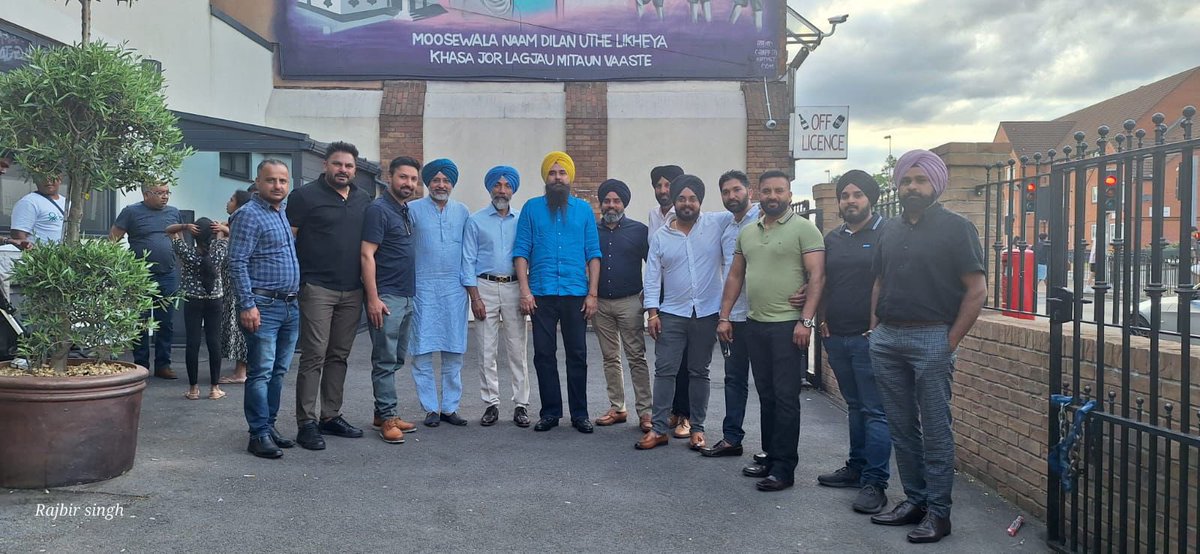 kang_malvinder's tweet image. ਇੰਗਲੈਂਡ ਦੀ ਫੇਰੀ ਦੌਰਾਨ ਨੌਰਥਹੈਂਪਟਨ(Northempton)ਲੈਸਟਰ(Leicestershire)ਬਰਮਿੰਘਮ (barmingham)ਅਤੇ ਬੈਡਕੌਡ (Bedford)ਵਿਖੇ ਲੋਕ ਸਭਾ ਹਲਕਾ ਸ੍ਰੀ ਅਨੰਦਪੁਰ ਸਾਹਿਬ ਦੀ ਸੰਗਤ ਨੂੰ ਮਿਲਣ ਦਾ ਮੌਕਾ ਮਿਲਿਆ। ਪਰਦੇਸਾਂ ਵਿੱਚ ਵਸਦਾ ਸਮੂਹ ਪ੍ਰਵਾਸੀ ਪੰਜਾਬੀ ਭਾਈਚਾਰਾ ਪੰਜਾਬ ਲਈ ਹਮੇਸ਼ਾ ਫਿਕਰਮੰਦ ਰਹਿੰਦਾ ਹੈ ਅਤੇ ਪੰਜਾਬ ਦੀ ਹਰੇਕ ਪੱਖੋਂ…