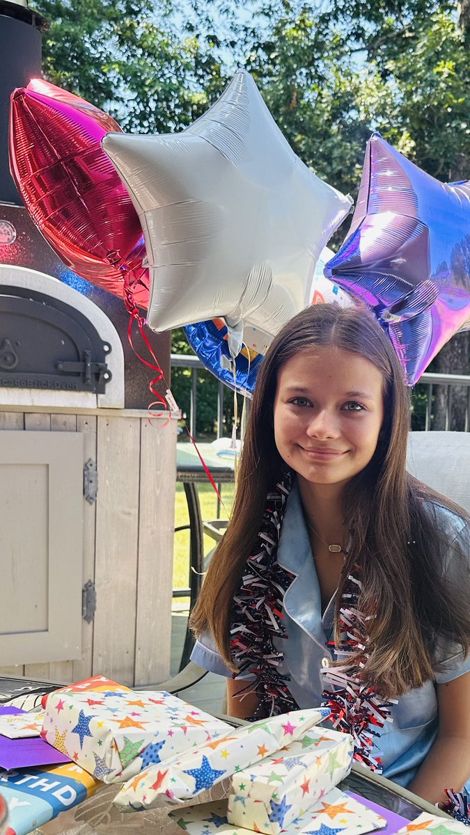 BostonRob's tweet image. Please Help me wish my First Born Baby my #LuciaRose a Happy Sweet Sixteenth Birthday! ♥️🇺🇸 Lucia Rose your daddy Loves you so so much. You are so kind, and beautiful, and smart! You are the best big sister and a wonderful daughter! We are all, so proud of you and I love you!