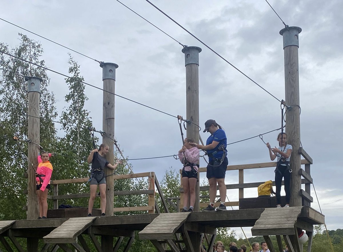 _Sandringham's tweet image. Year 6 are loving their first activities at Kingswood!