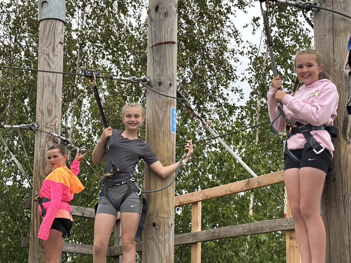 _Sandringham's tweet image. Year 6 are loving their first activities at Kingswood!