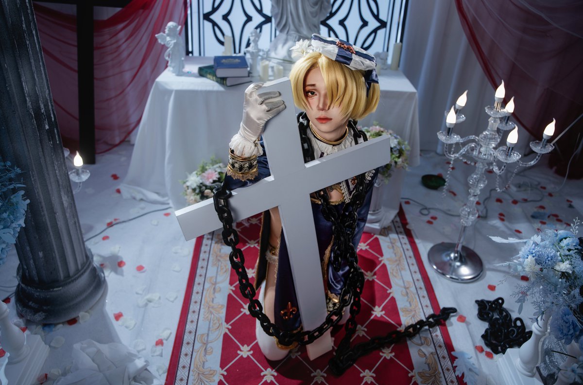 #cosplay #池咲ミサ  #娼年贞德  #latex #男の娘  #伪娘
もうすぐ30の女装子

也是加入圣歌队了（
cos了最喜欢的本子角色，其实一直很担心自己出的不好和相貌焦虑，但如果不试试的话，感觉总是错过了什么  
小声：毕竟也快奔三了