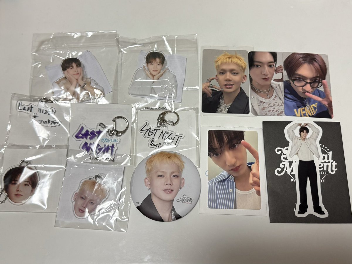 treasure specialmoment lastnight popup 交換 トレカ カプセルトイ 顔アクキー 缶バッジ クリップ ステッカー ヒョンソク ヨシ ジュンギュ ハルト ジョンファン

譲）画像のもの

求）同種ドヨン
      異種ドヨンも検討◎

郵送での交換希望です📮