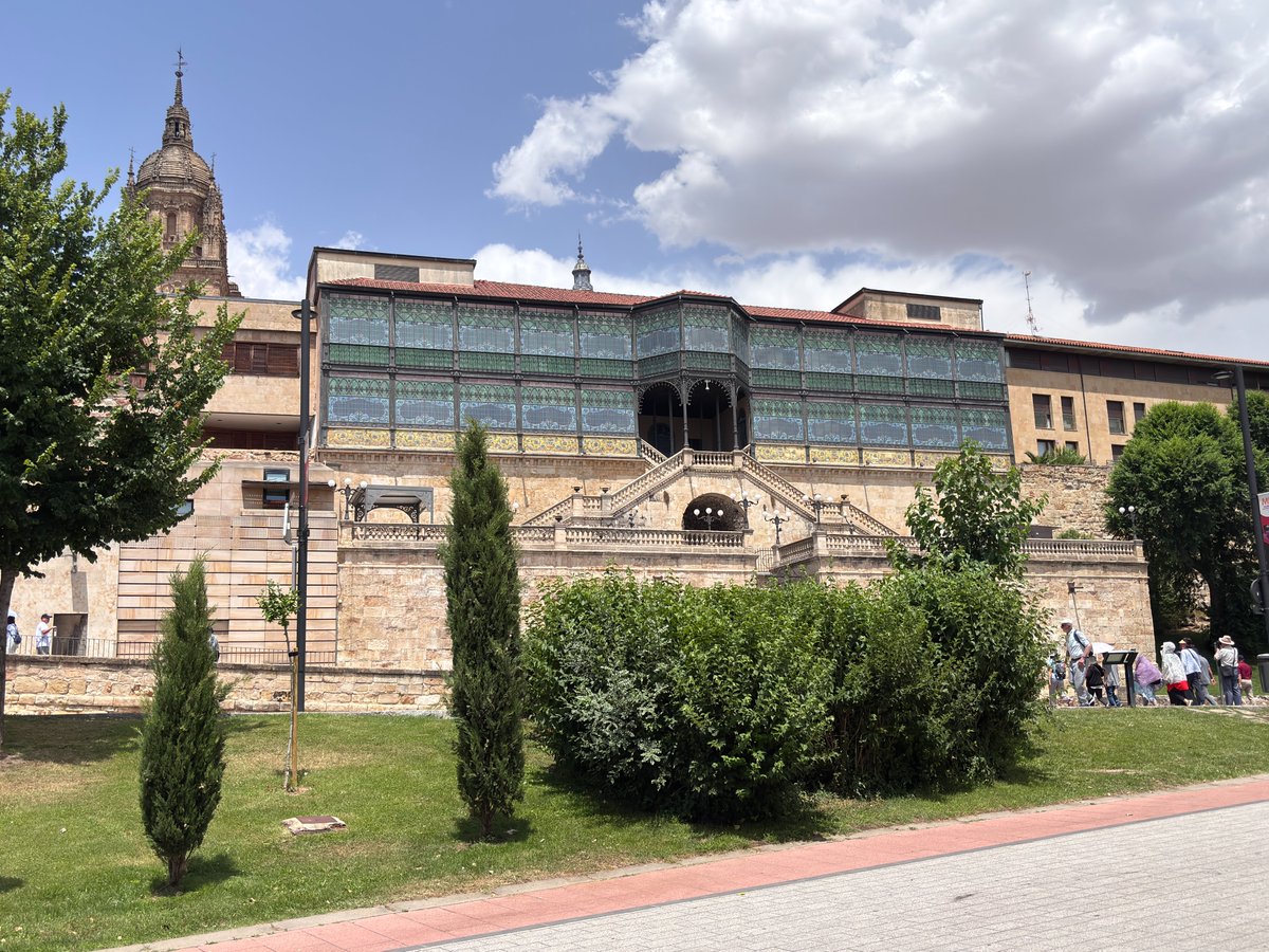 StuartRender's tweet image. 'A Taste of River Cruising'
Day 4 on the Douro with @RivieraTravelUK 
A visit to the Spanish city of Salamanca where history and flamenco are on display.

@AGTOUK