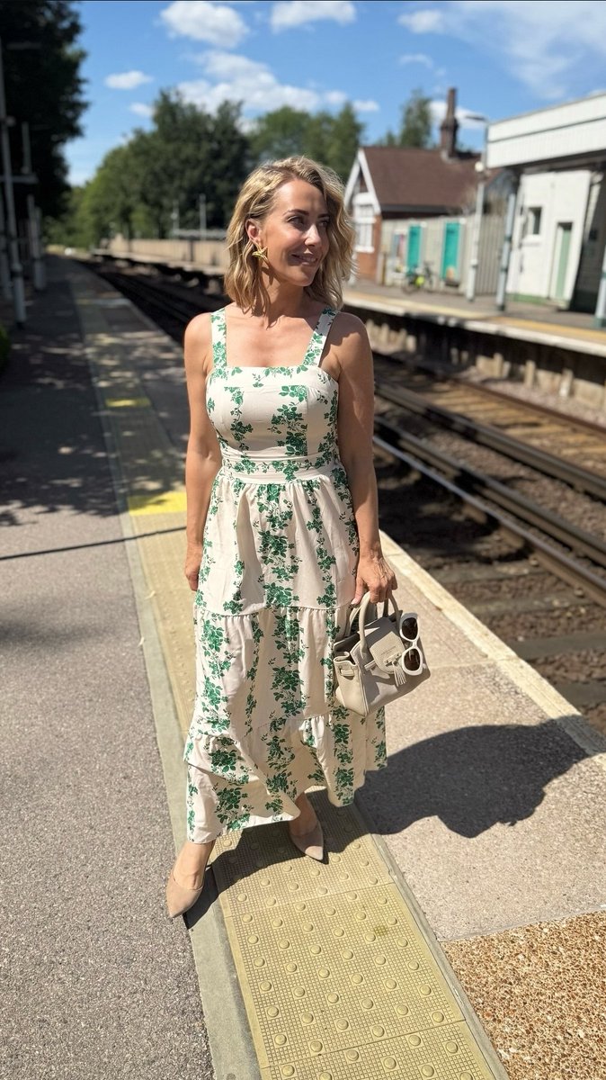 MyFemaleCrush's tweet image. #LauraHamilton