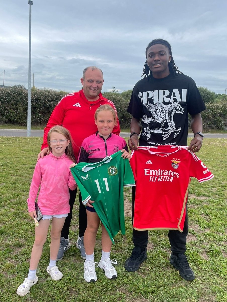 Former Academy &amp; Schoolboys player Jaden Umeh came down today and presented Chairman Paul Higgins with two of his match worn Ireland and Benfica jerseys.These will now be hung up on our famous Jersey wall.It was great to see Jaden back down in Ringmahon Park again