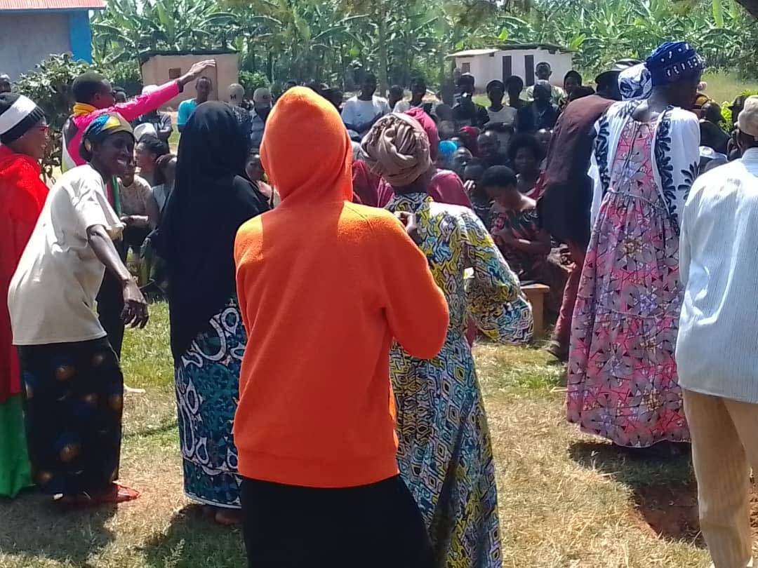 KIRAMURUZI SECTOR OFFICIAL (@kiramuruzio) on Twitter photo Mu midugudu yose igize Umurenge wa Kiramuruzi hijihijwe umunsi mukuru wo kwibohora ku nshuro ya 31 ku nsanganyamatsiko igira iti:"Kwibohora,intambwe mu ntego"
Ku rwego rwβumurenge byabereye mu mudugudu wβItaba akagari ka Nyabisindu.
<a href="/GatsiboDistrict/">Gatsibo District</a> <a href="/RwandaLocalGov/">Ministry of Local Government | Rwanda</a> <a href="/RwandaEast/">πππ¬πππ«π§ ππ«π¨π―π’π§ππ | ππ°ππ§ππ</a> Mu midugudu yose igize Umurenge wa Kiramuruzi hijihijwe umunsi mukuru wo kwibohora ku nshuro ya 31 ku nsanganyamatsiko igira iti:"Kwibohora,intambwe mu ntego"
Ku rwego rwβumurenge byabereye mu mudugudu wβItaba akagari ka Nyabisindu.
<a href="/GatsiboDistrict/">Gatsibo District</a> <a href="/RwandaLocalGov/">Ministry of Local Government | Rwanda</a> <a href="/RwandaEast/">πππ¬πππ«π§ ππ«π¨π―π’π§ππ | ππ°ππ§ππ</a>