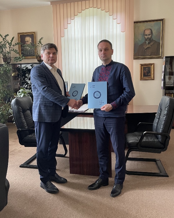 УЛТ та ЛНМУ ім. Данила Галицького підписали меморандум про співдію

lh3.googleusercontent.com/d/1yreuyCopUfi… 
➡️ Детальніше:
new.meduniv.lviv.ua/ult-ta-lnmu-im…