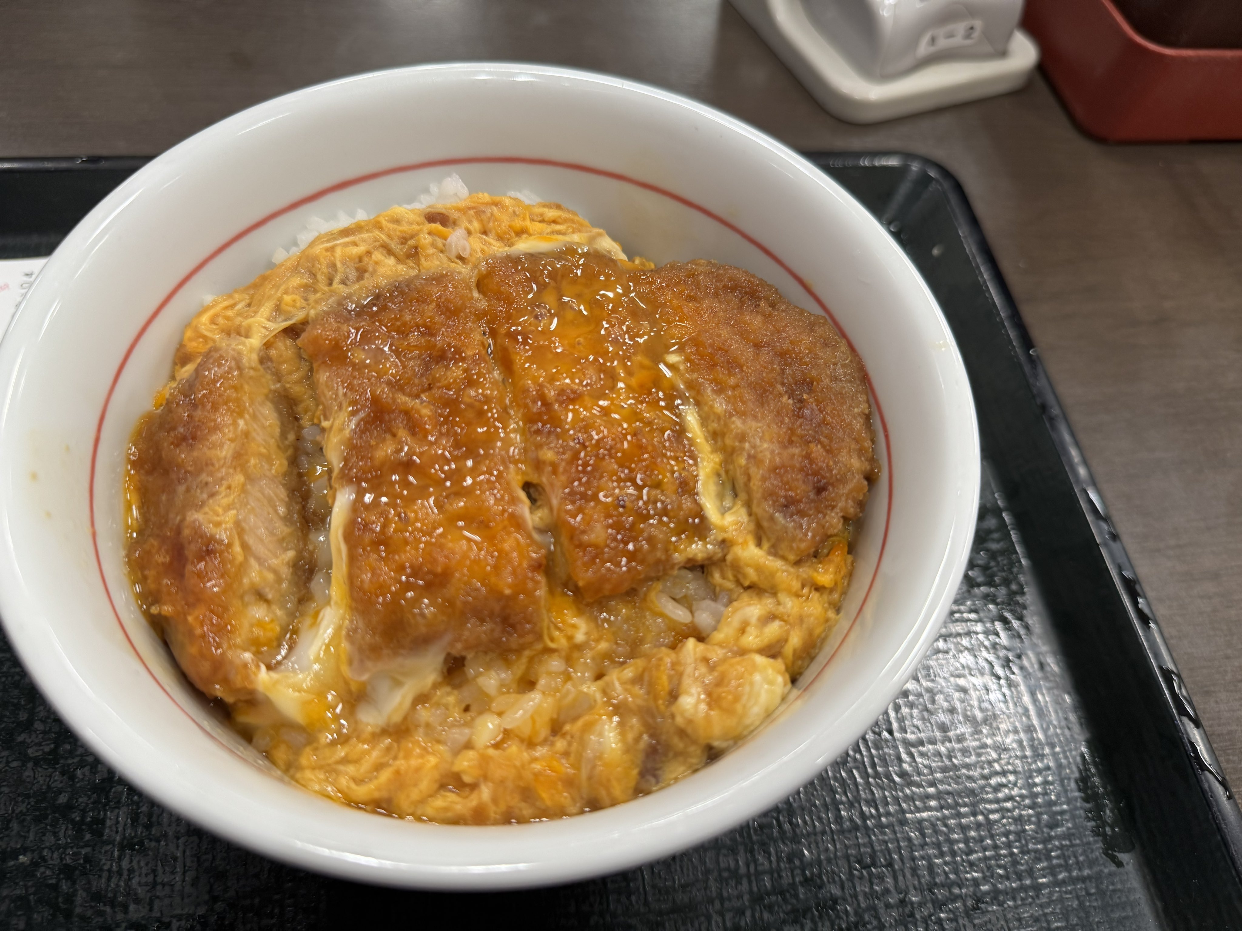 取り調べかつ丼」が体験できる店 木更津に80日間限定でオープン