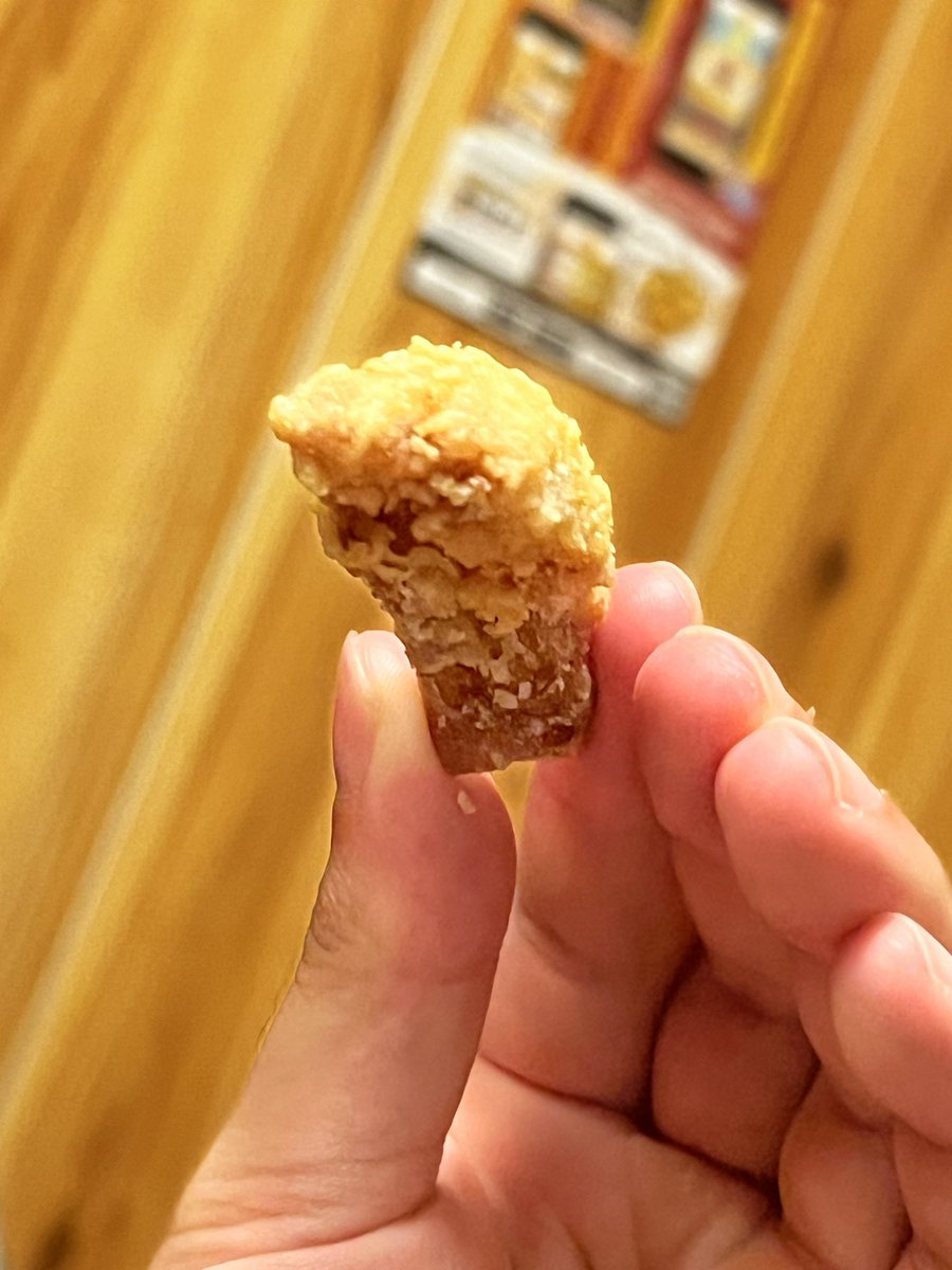 YaroG7's tweet image. “Honey you haven’t touched your Japanese fried chicken skins”