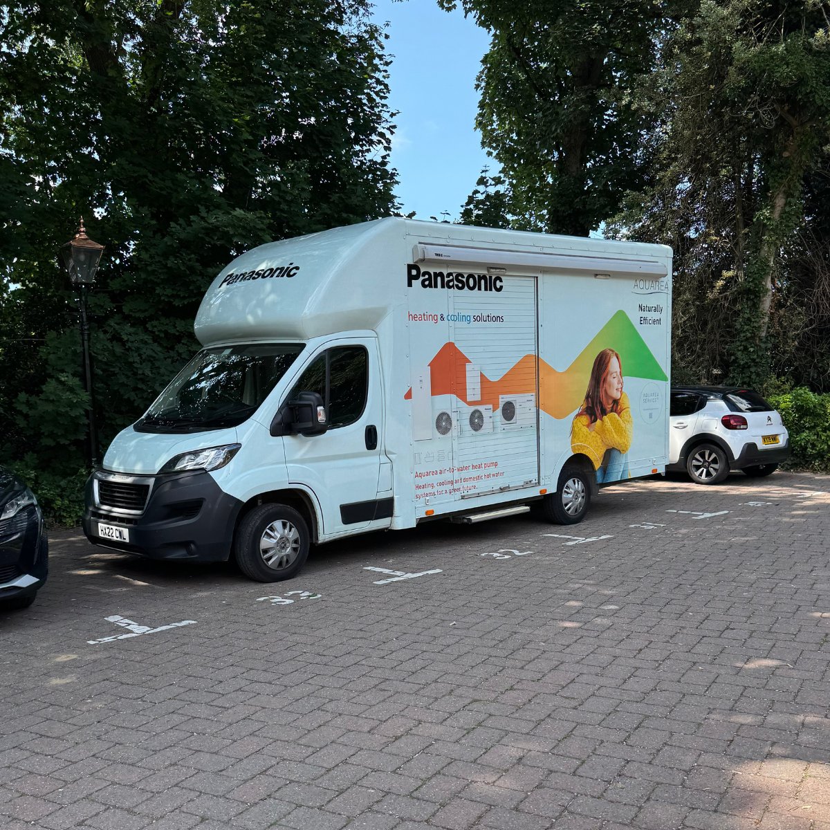 Heatable tweet media