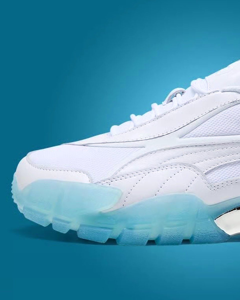 Skepta's tweet photo. #Skope “WHITE PACK” shoes &amp; apparel drop tomorrow ⏳⏳⏳🥶 https://t.co/wcw8fE91VG