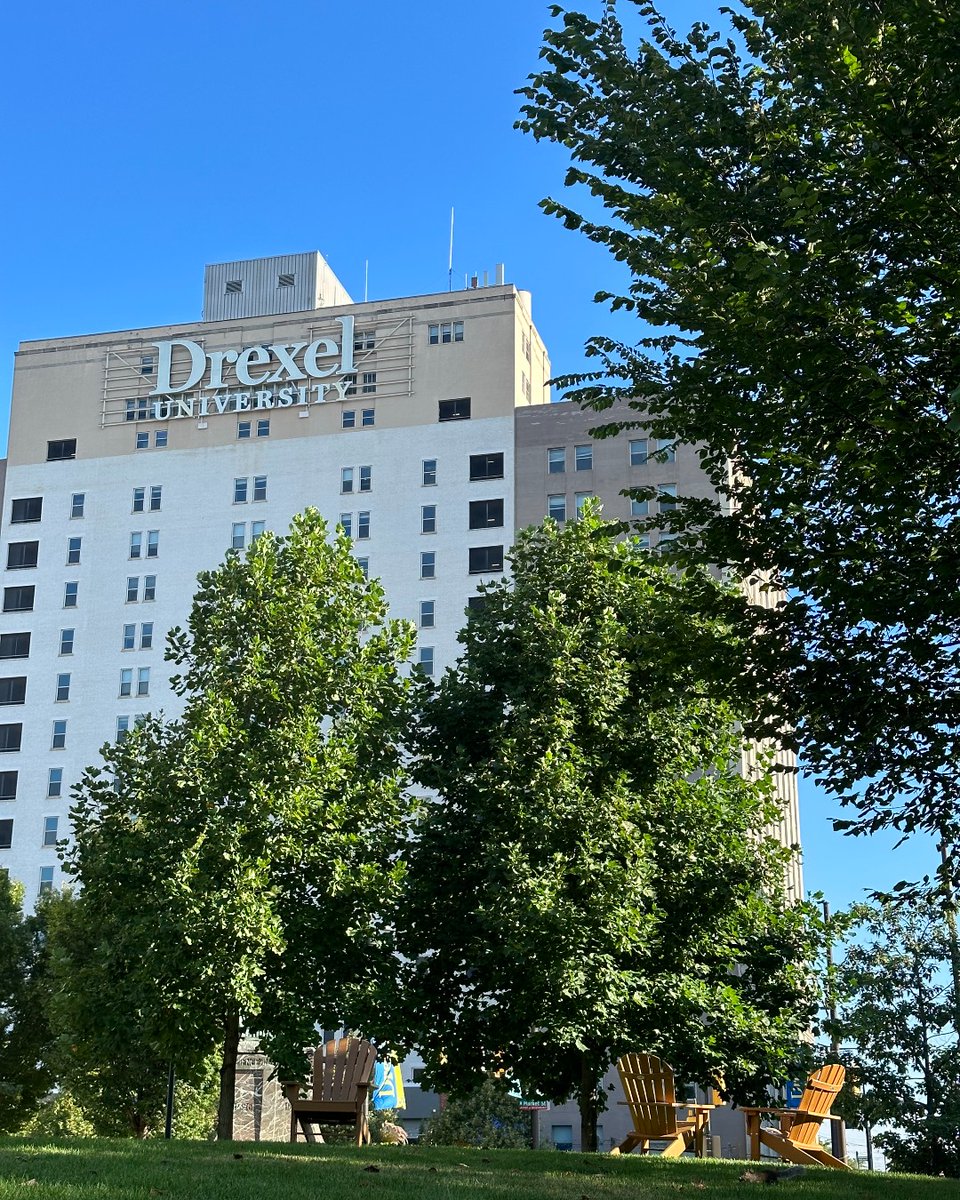 DrexelUniv's tweet image. Happy #IndependenceDay, Dragons! π
#DrexelUniversity #Drexel #4thofJuly #Philadelphia