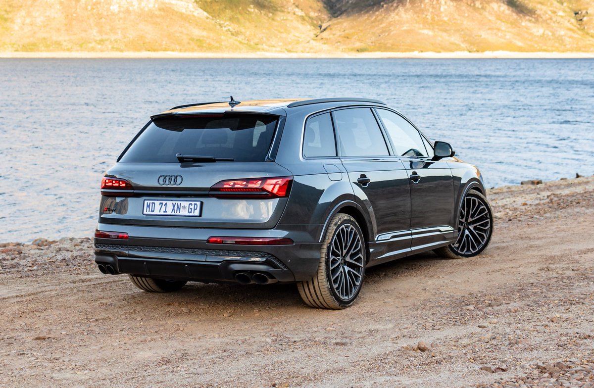 dbn_spotter's tweet photo. The new Audi SQ7: big enough to haul the whole family, fast enough to question if you really need to.
#SQ7 #V8Things #SuburbanSpeedster #AudiSouthAfrica #FastFamilyMover https://t.co/wFklGFmvYk