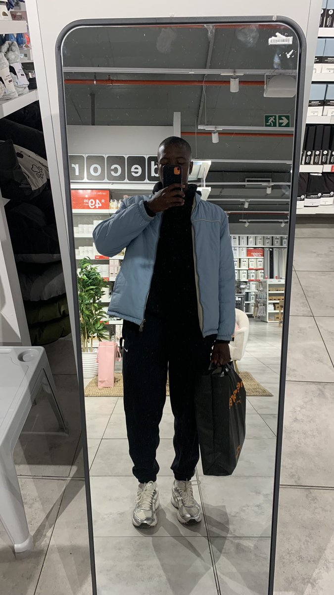 __1uthand0's tweet image. 