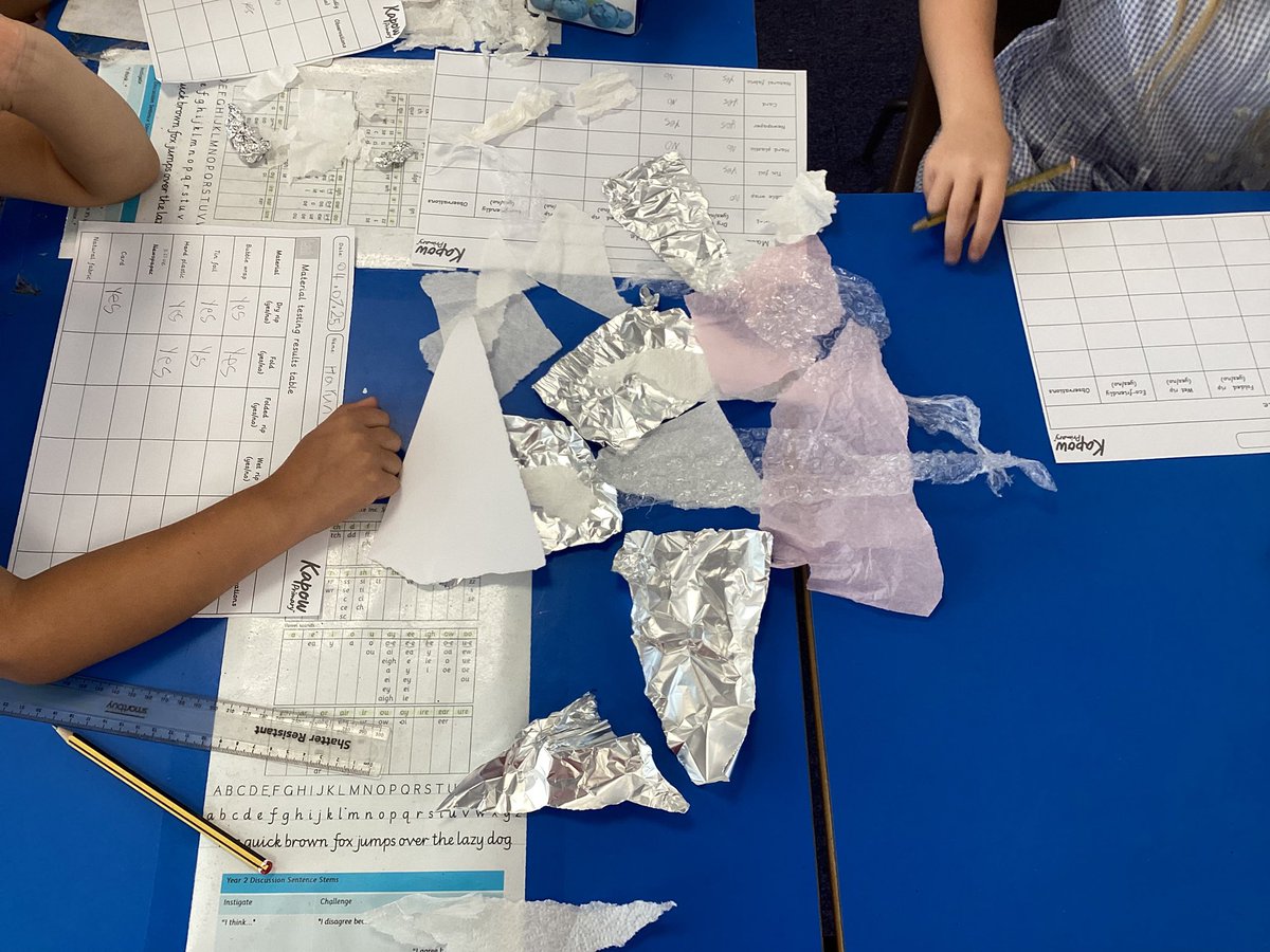 Year 2 have been testing different materials this afternoon to see if they would be suitable for plant pots. #RPSY2