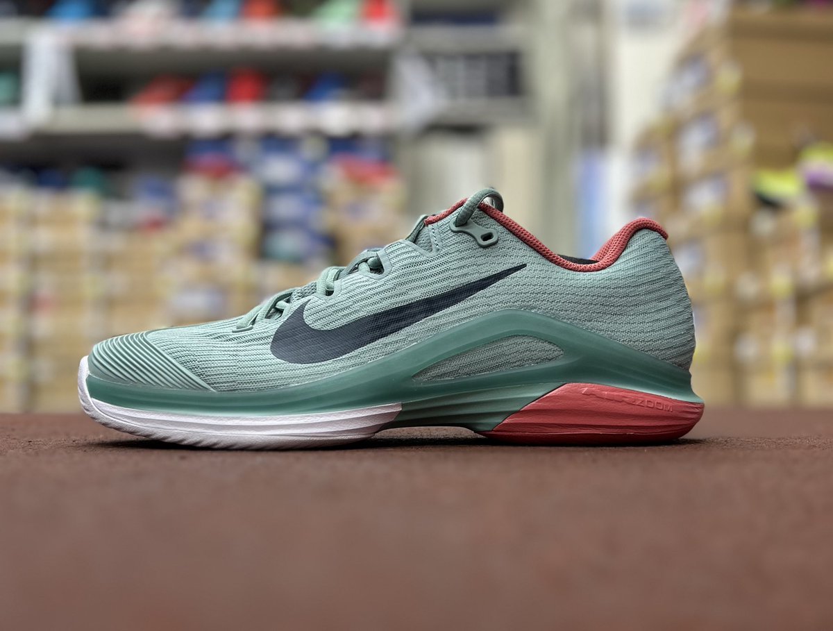 NIKE テニスシューズ】ヴェイパー 12 アルカラス着用モデル アルカラス