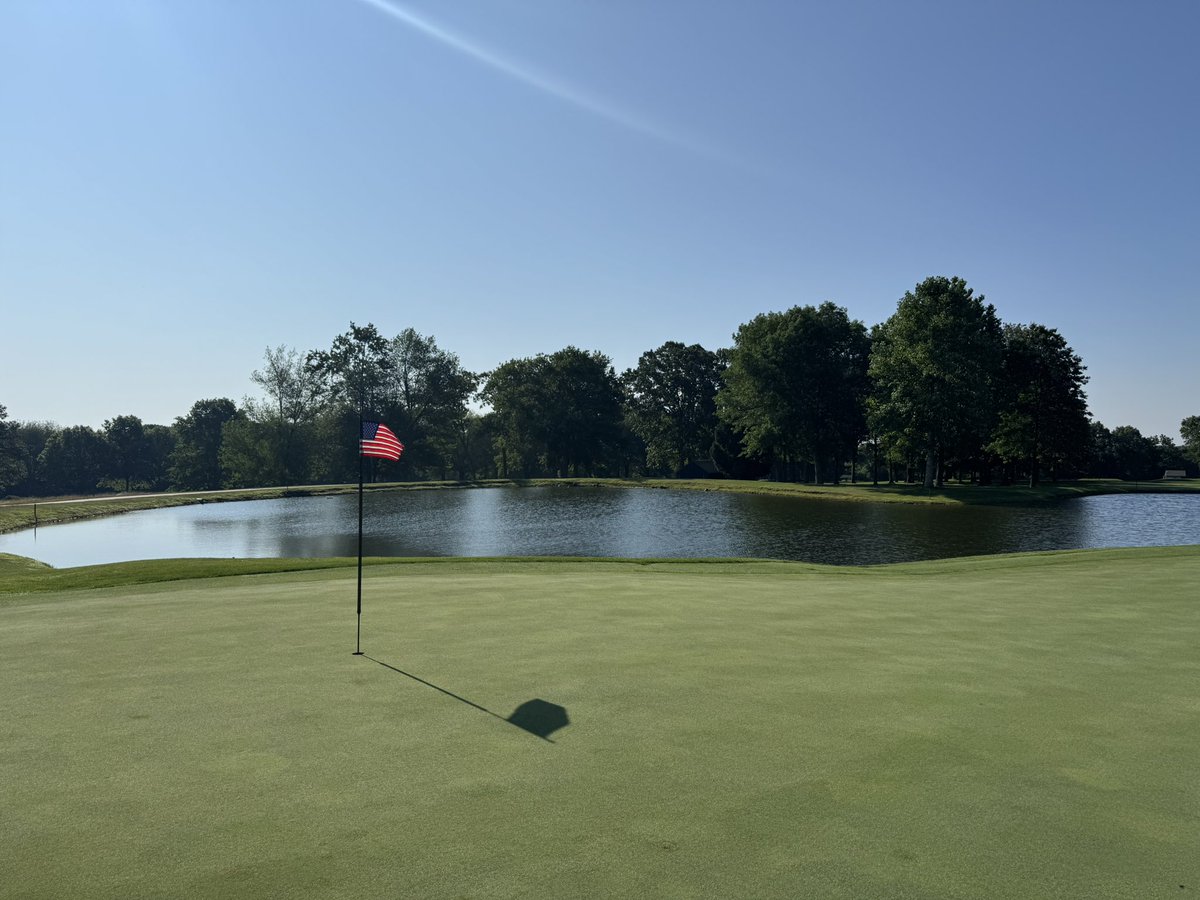 Absolutely beautiful weather this morning with a very busy tee sheet, Happy 4th! 🇺🇸 #CTMafia <a href="/CAGCS1929/">CAGCS</a>