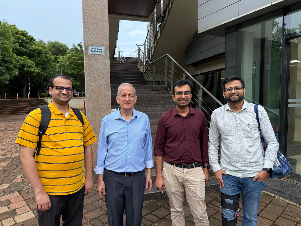 Jain_Physics's tweet image. With friends and colleagues at @IISERPune and @IiserMohali.