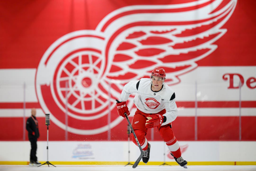 CBEHockey's tweet image. Big Murph living it up in Detroit Rock City 🤘🏽
📸 detroitredwings