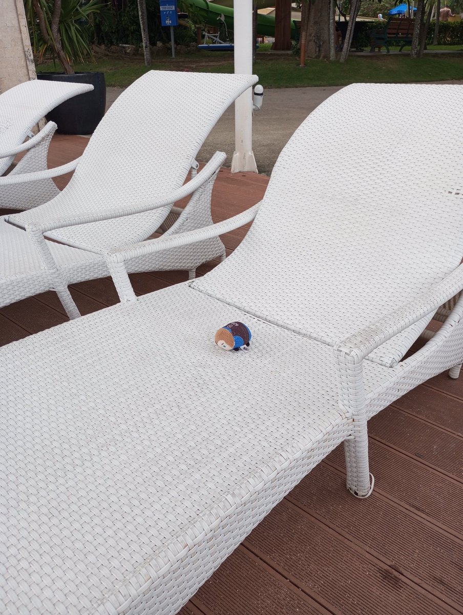 leontsumkennedy's tweet image. Day 242
Getting that summer tan in another place
#REBHFun #ResidentEvil #LeonKennedy