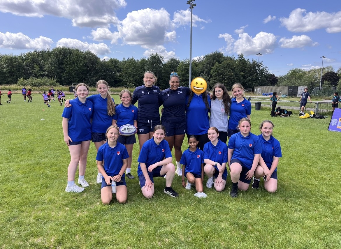 🏉Our Y7 girls' rugby team were invited to a Rugby World Cup festival in Manchester yesterday!

🤩 The girls played a number of games against other schools and celebrated the upcoming Women's Rugby WC which is now only 50 days away.

👏The girls loved it! What a great experience.