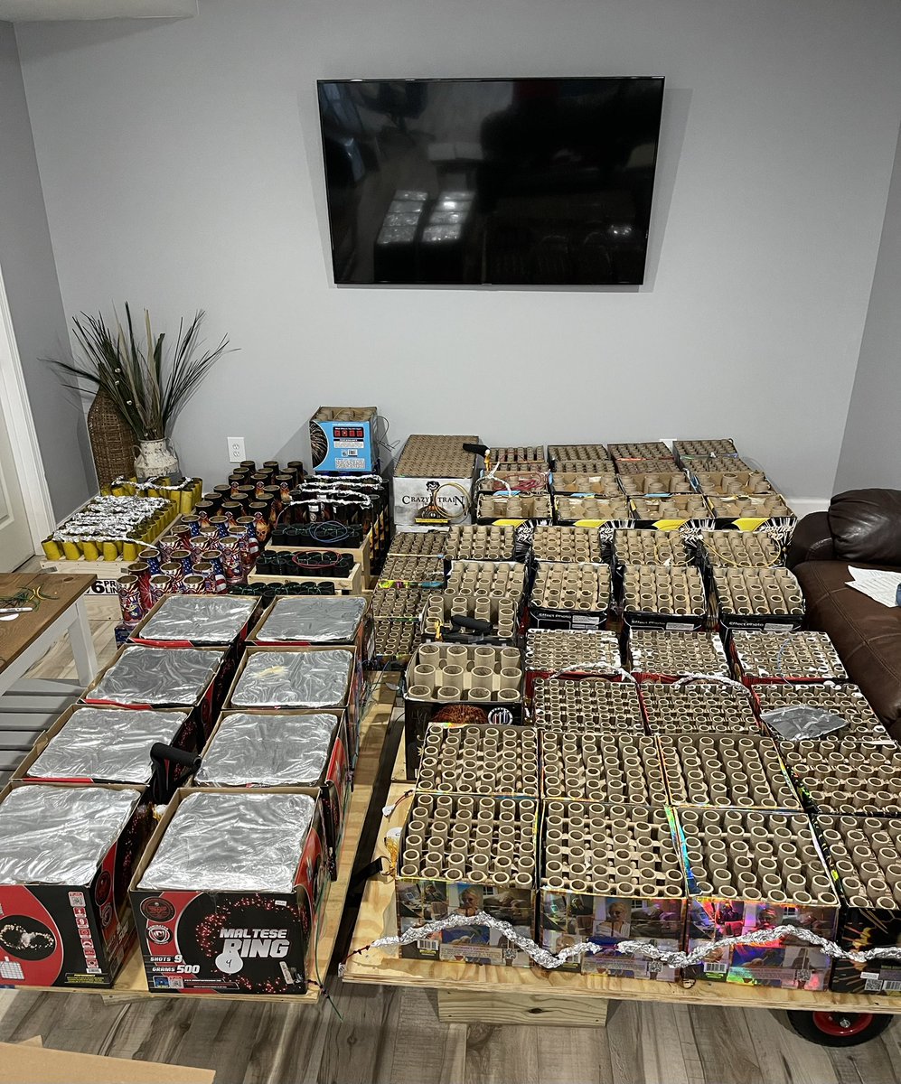 Budget_BreaksStl tweet media