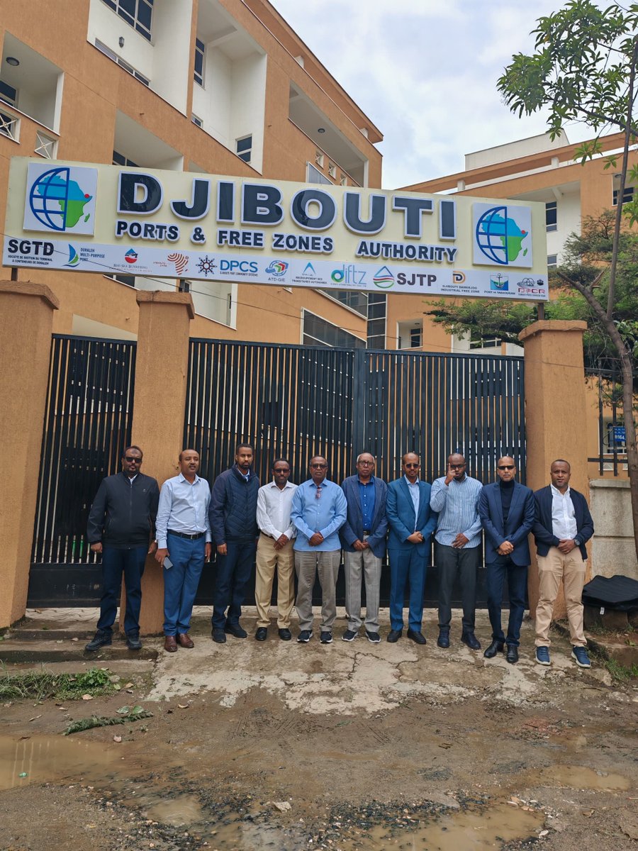 dpfza's tweet image. Djibouti Ports and Free Zones Authority (DPFZA) has officially opened a new headquarter based in Addis Ababa, serving Ethiopia and the Great Lakes countries.

This office brings together, under one roof, all the entities that form the Great Horn Investment Holding (GHIH),…