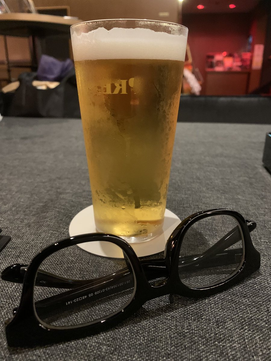 namax2's tweet photo. 先輩方の円熟味溢れるサウンドに陶酔。やっぱり凄腕ミュージシャンたちの演奏は違うね
隣席にはインバウンドのノルウェーからのお兄さん2人、日本too hot言うてはりましたわ。そりゃそうだろうねHave a nice Trip!
撮影許可あり
#funkman https://t.co/k4zJ5kBKq0