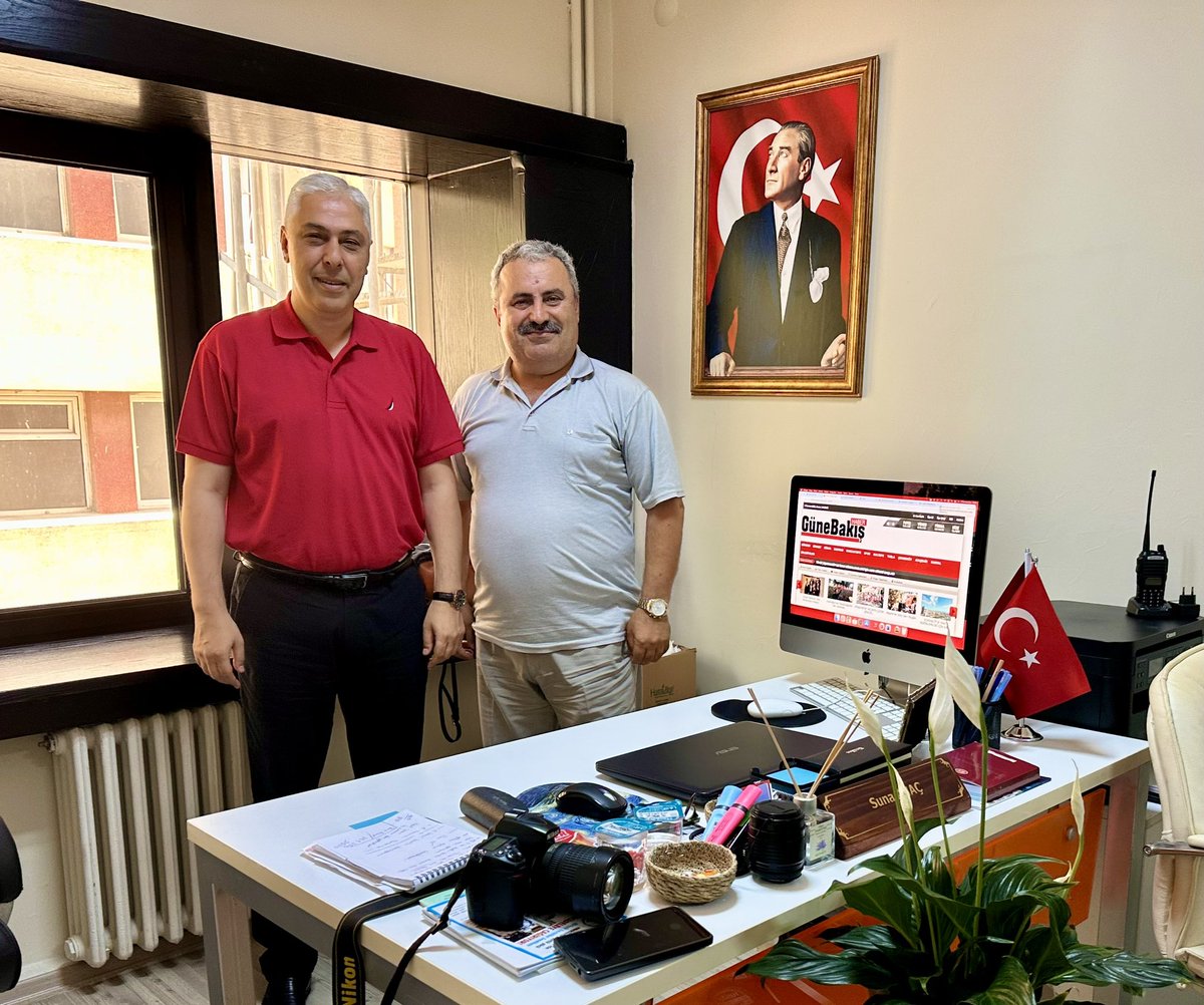 AK Parti MKYK Üyesi Barış Özerol’dan GüneBakış HABER’e ziyaret
Gündeme dair samimi ve verimli bir sohbetin gerçekleştiği buluşmada Özerol’a nazik ziyareti için teşekkür ettik.
👉 gunebakishaber.com