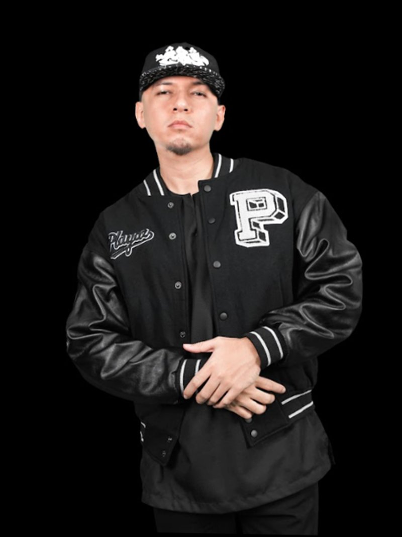 RentakSejuta's tweet image. Halim &amp;amp; Kmy "Layar Boneka" New Single (Released 4/7/2025).

Link:
1in1m.proboards.com/thread/24154/h…

#Halim #Kmy #LayarBoneka #RentakSejuta