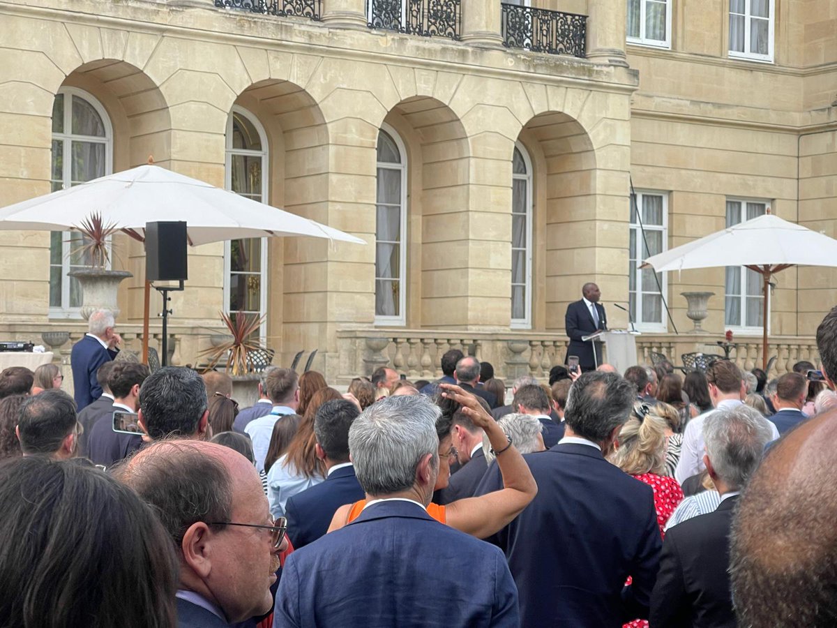 Malta in the UK (@maltainuk) on Twitter photo 🇲🇹🇬🇧 Together with other members of the Diplomatic Corps, High Commissioner @StephenMontefort has attended the Summer Reception at the Lancaster House at the invitation of The Rt Hon <a href="/DavidLammy/">David Lammy</a>, the Secretary of State for the <a href="/FCDOGovUK/">Foreign, Commonwealth & Development Office</a>.
#maltaukrelations
#summerdiplomacy 🇲🇹🇬🇧 Together with other members of the Diplomatic Corps, High Commissioner @StephenMontefort has attended the Summer Reception at the Lancaster House at the invitation of The Rt Hon <a href="/DavidLammy/">David Lammy</a>, the Secretary of State for the <a href="/FCDOGovUK/">Foreign, Commonwealth & Development Office</a>.
#maltaukrelations
#summerdiplomacy