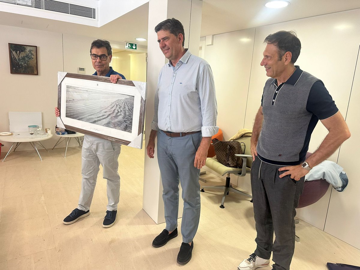 📚 Després de 38 anys a l’Arxiu del Regne de Mallorca, 31 com a director, Ricard Urgell es jubila. Amb ell s’ha impulsat una gran modernització de l’arxiu, tant en l’edifici com en els processos. Gràcies per la teva feina i dedicació!