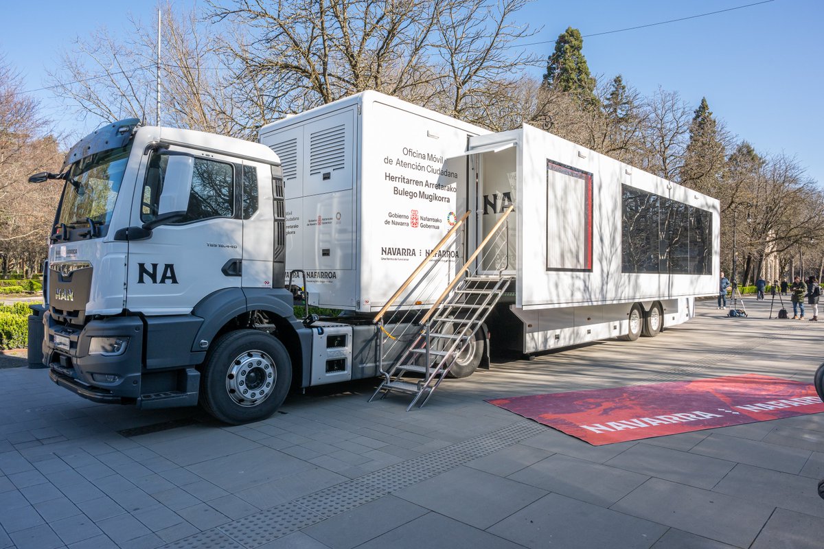 Noticias / Berriak - Gobierno de Navarra (@noticiasgob_na) on Twitter photo .<a href="/gob_na/">Gobierno de Navarra</a> despliega en #Olazagutía su Oficina Móvil de Atención Ciudadana para acercar la administración al medio rural
▶️ La unidad permanecerá en el aparcamiento del Polideportivo Erburua del 8 al 11 de julio, en horario de 9:00 a 14:15 horas
Info: navarra.es/es/-/nota-pren… .<a href="/gob_na/">Gobierno de Navarra</a> despliega en #Olazagutía su Oficina Móvil de Atención Ciudadana para acercar la administración al medio rural
▶️ La unidad permanecerá en el aparcamiento del Polideportivo Erburua del 8 al 11 de julio, en horario de 9:00 a 14:15 horas
Info: navarra.es/es/-/nota-pren…
