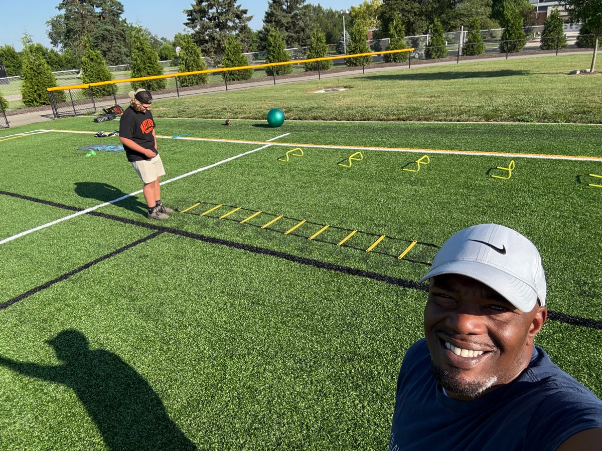 Found My Way Inc (@foundmywayinc1) on Twitter photo Working on the holiday ππ. #FridayVibes #forthofjuly   #nodaysoff Working on the holiday ππ. #FridayVibes #forthofjuly   #nodaysoff