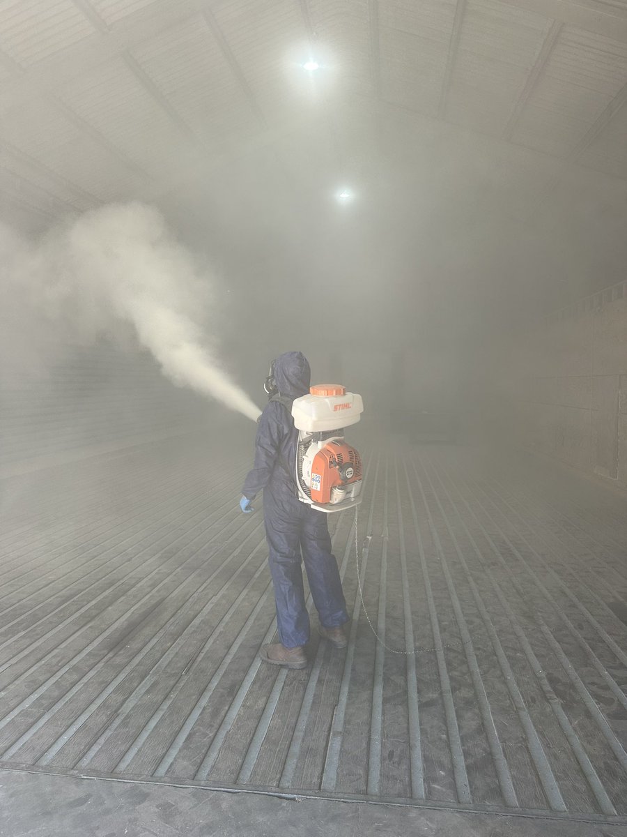 Grain-store hygiene, been using <a href="/FenFarmPestCtrl/">Fenfarm Pest Control</a> last 4 yrs to DE dust treat our stores, had zero insect issues, great control and insurance for stored grains. Carried out by Fen Farm Pest-control each yr a fantastic service and right on time for #harvest25 drop them a DM. 🪳🪲🐜