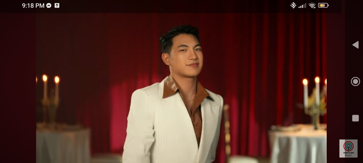 "Serving looks, confidence, and vintage charm". Iba talaga ang nag iisang Asia's Pop Heartthrob 

#DARREN
#ANNAB
<a href="/StarMusicPH/">Star Music PH</a> <a href="/Espanto2001/">Darren</a>