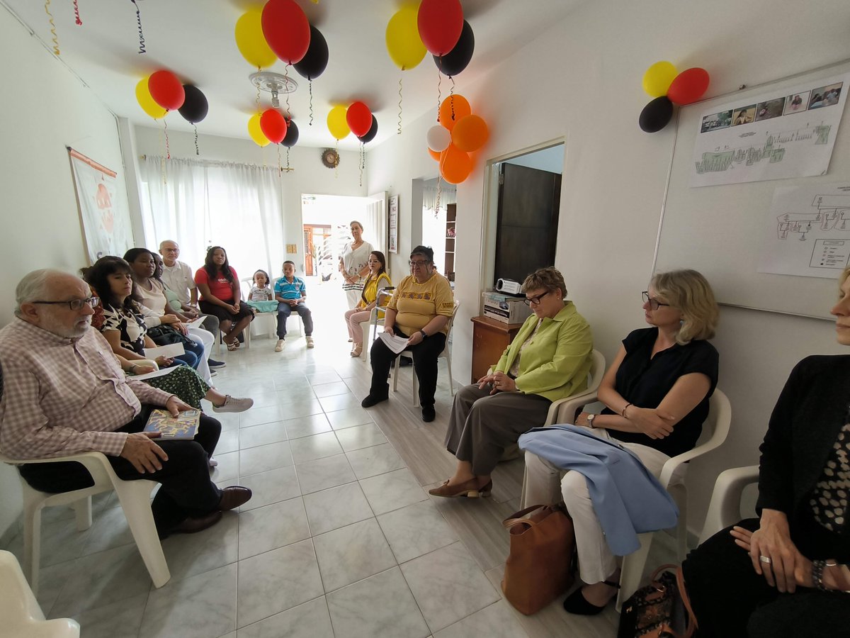 ASolivida's tweet photo. SOLIVIDA agradece la visita que recibimos el 1 de julio de parte de la @EmbAlemaniaCOL y de #GIZ presidida por la Sra. Embajadora @AlEmbajadora Martina Klummpp y su equipo de Cooperación  Internacionacional. https://t.co/TUlDEgRIMc