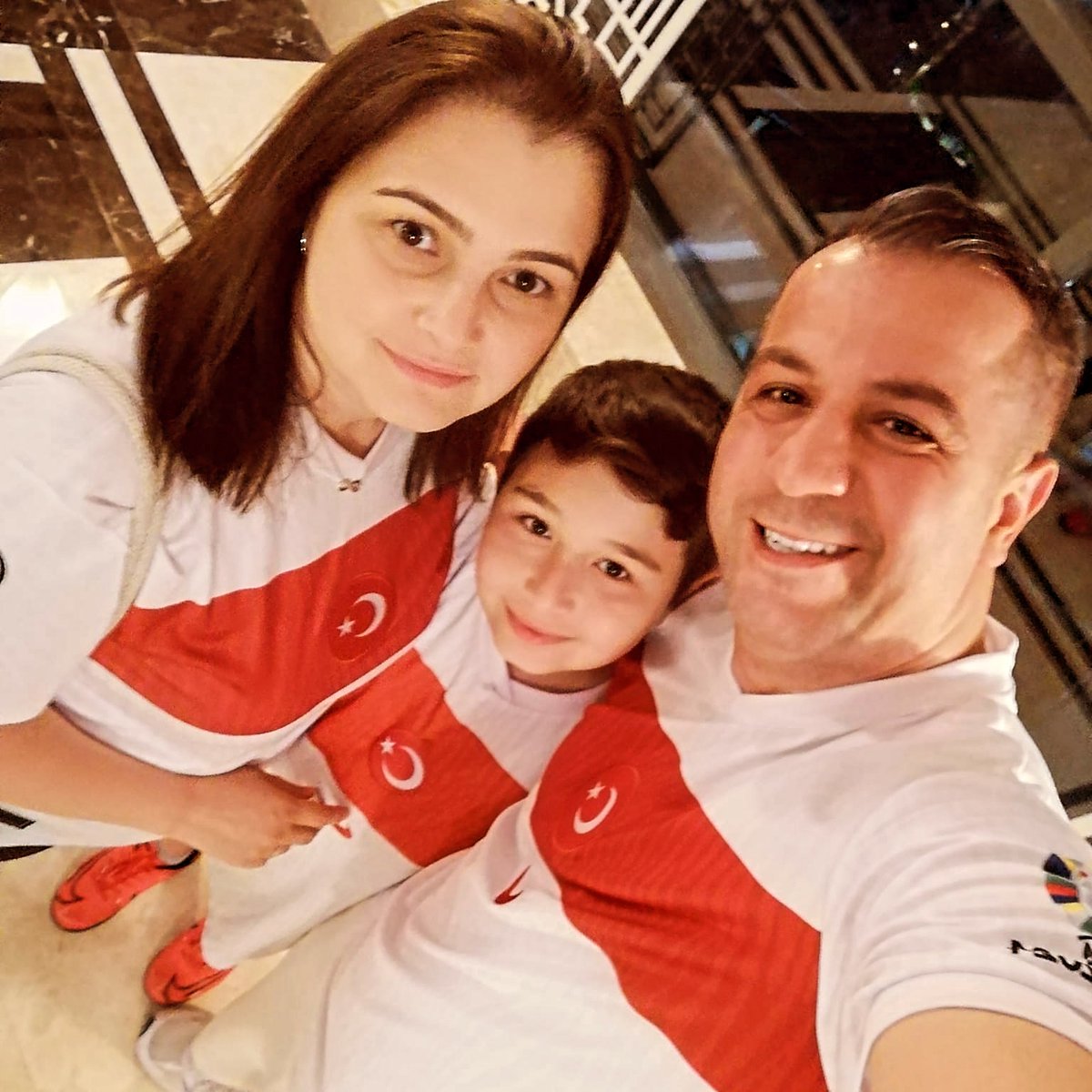 Türkiyeli  değil,  Türküz.