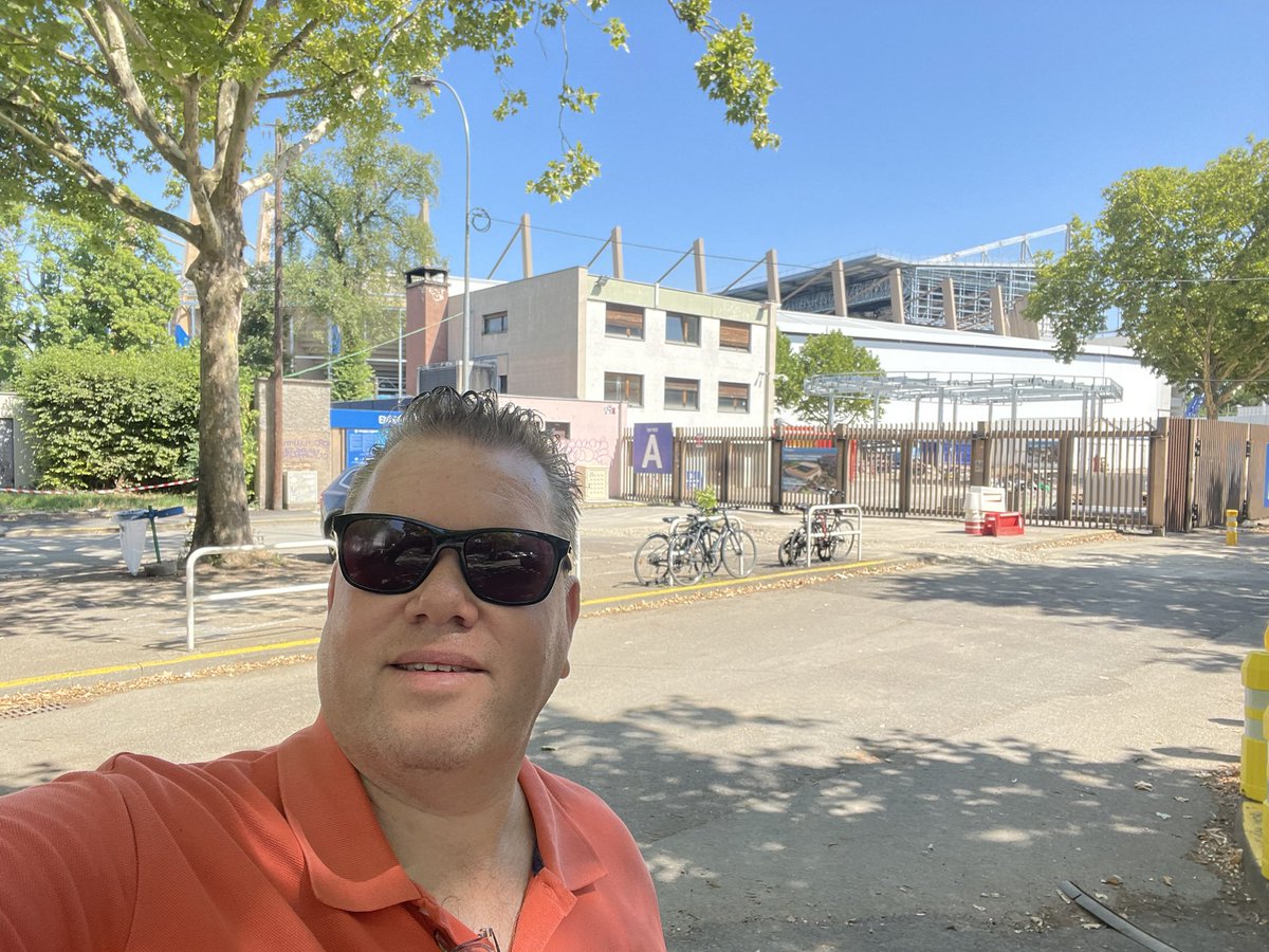 Bezehm76's tweet photo. Stadion van @RcstrasbourgA 👌#groundhopping #groundhopper #rcstrasbourg #verbouwing #lique1 https://t.co/52rfJcUj28
