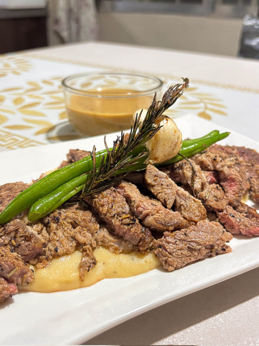 first time cooking steak pls dont judge : (