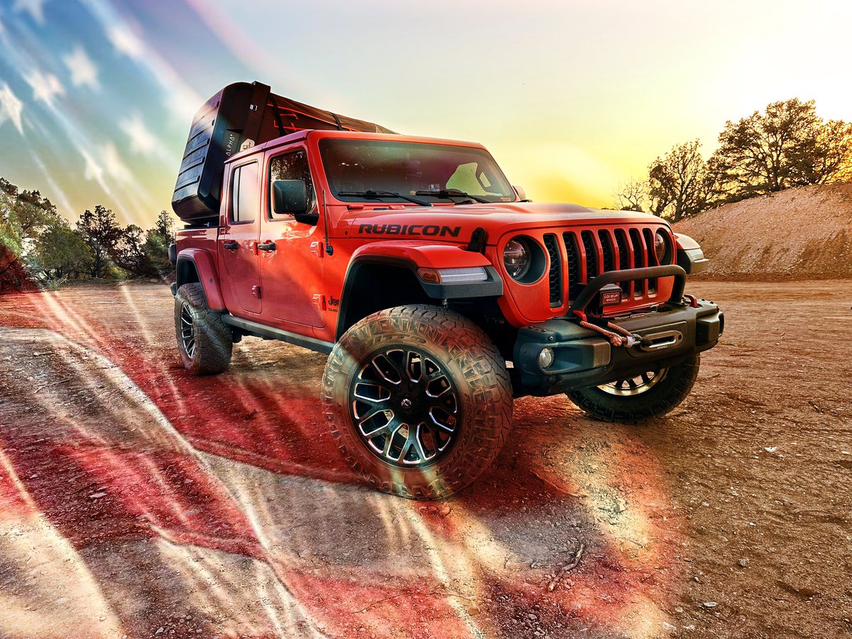 KrawlZone's tweet image. This is what freedom looks like—dust in the mirror, stars on the flag, and nothing but trail ahead. Here’s to the rebels, roamers, and wrench-turners who live independent every day. 🇺🇸 #OffRoadFreedom #LiveEpic #July4th